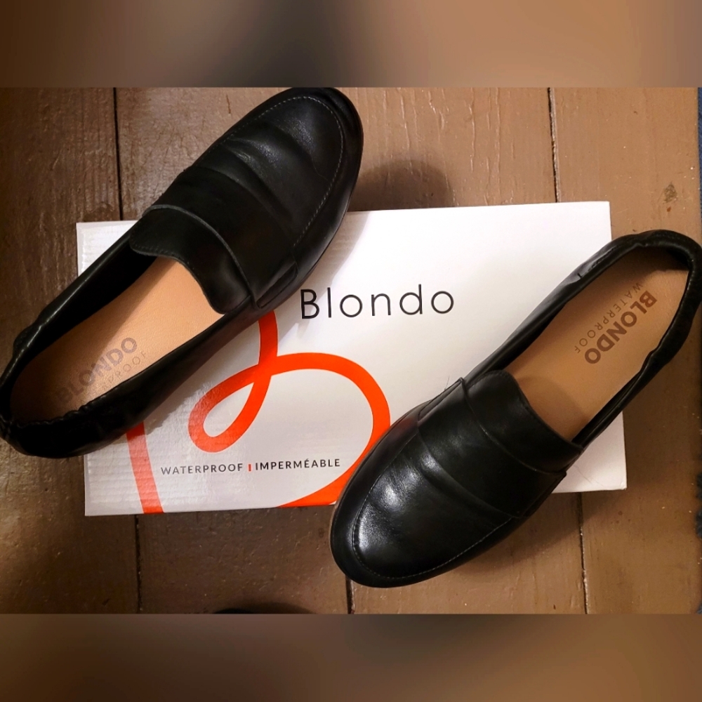 Blondo Betsan Waterproof Leather Loafer